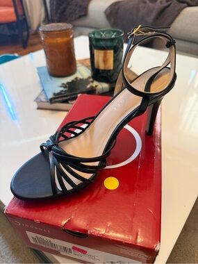 Journee Collection Black Strappy Knotted High Heel Sandal